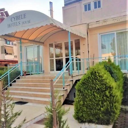 אתונה Cybele Guest Accommodation מראה חיצוני תמונה