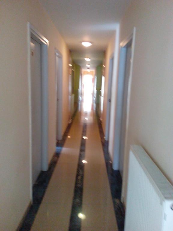 אתונה Cybele Guest Accommodation מראה חיצוני תמונה