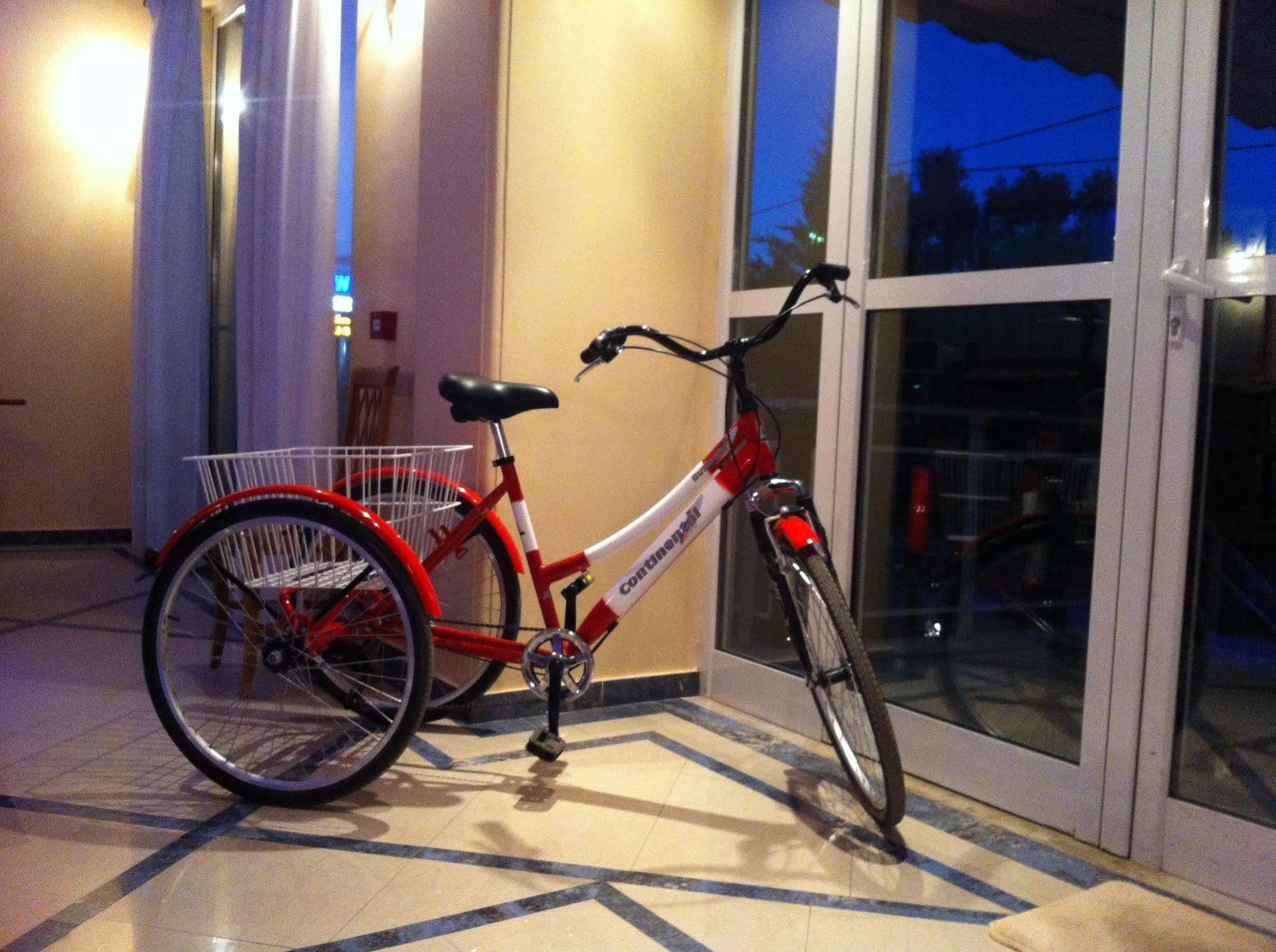 אתונה Cybele Guest Accommodation מראה חיצוני תמונה