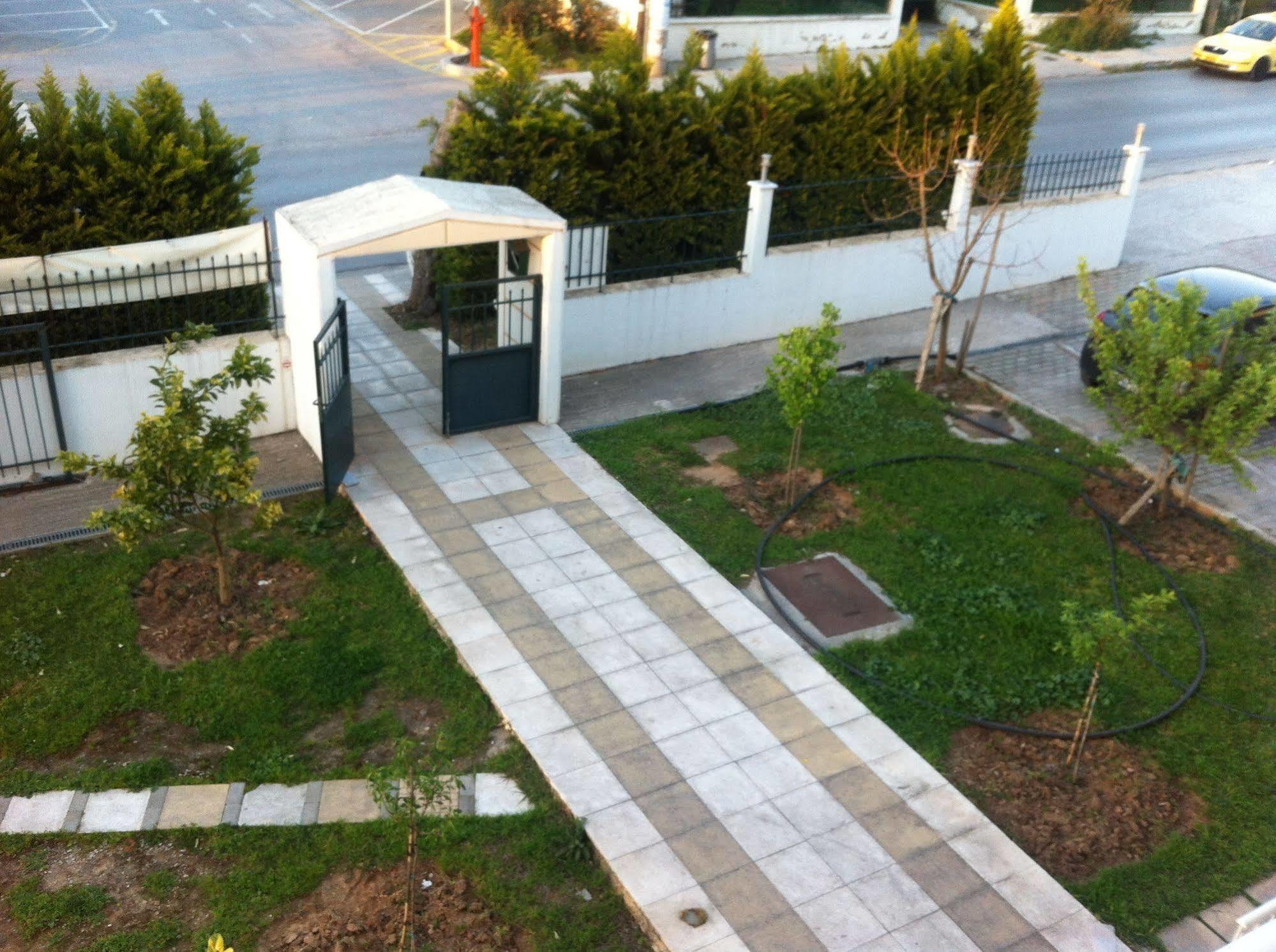 אתונה Cybele Guest Accommodation מראה חיצוני תמונה
